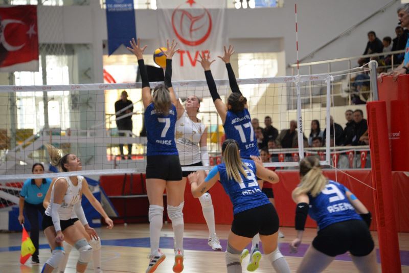 İLK MAÇ İLK GALİBİYET