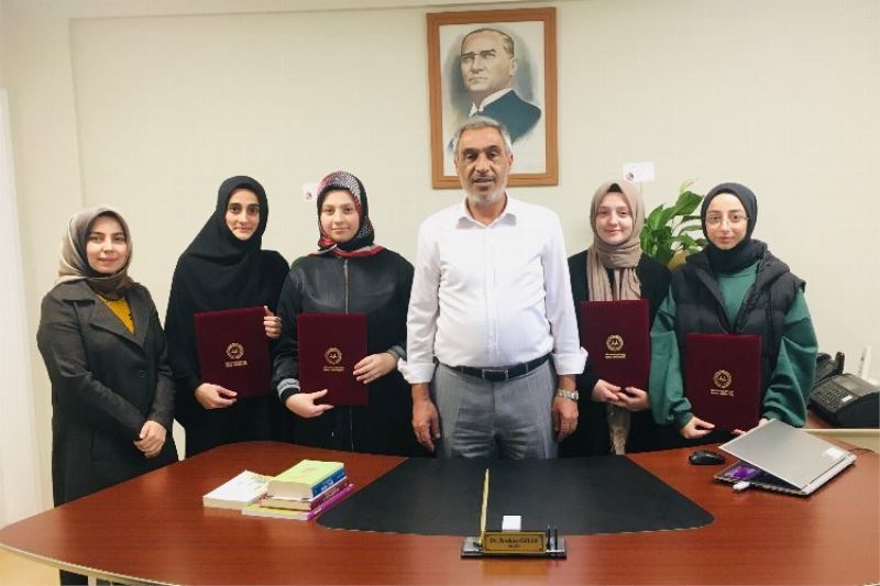  ‘Hafızlık Belgeleri’ne kavuştular