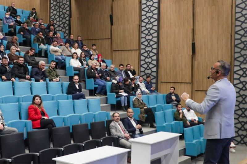  Belediyeden personeline beden dili eğitimi...