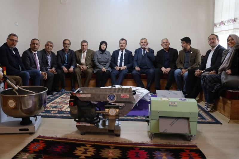 Üreten kadınlar Büyükşehir