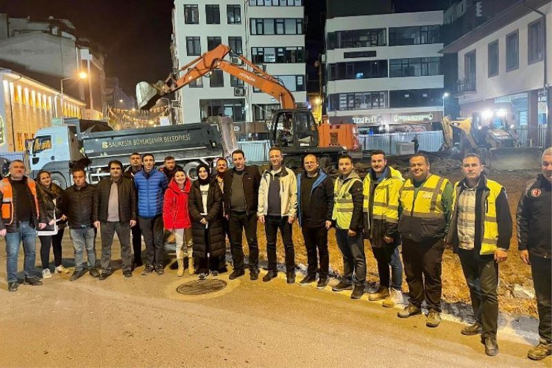 Şadırvanda  Tam Gaz Çalışmalar