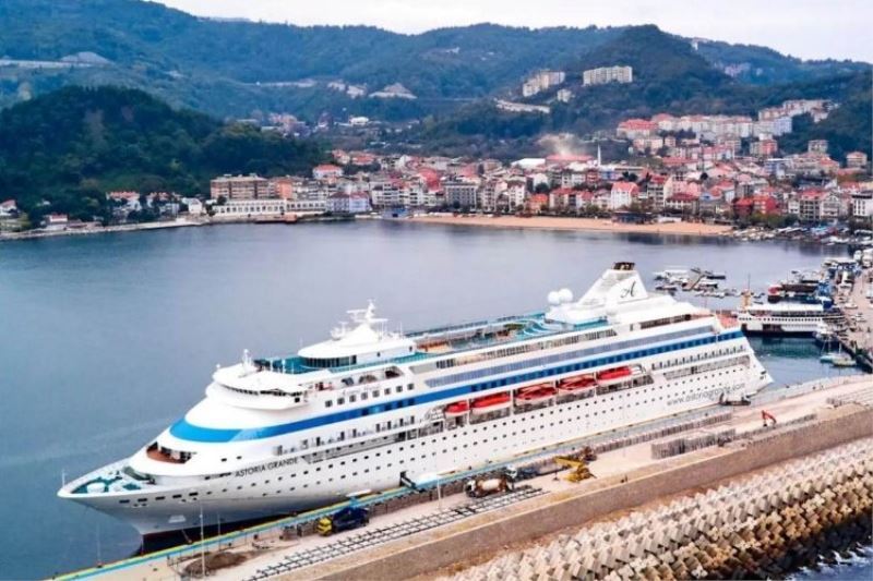 Kruvaziyer Turizmine Ev Sahipliği