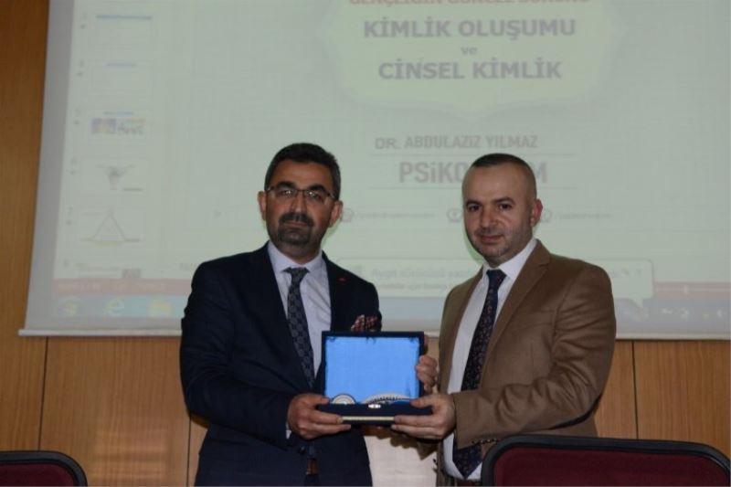 “Gençliğin Geleceği ve Aile” 