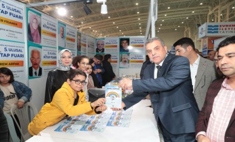 5. Ulusal  Kitap Fuarı Kapılarını Açtı
