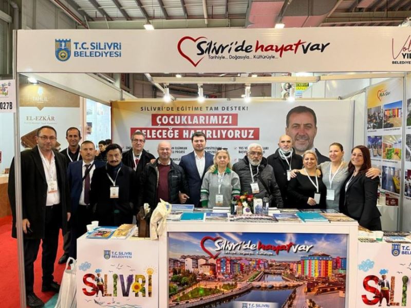 Kitap Fuarı’nda Yoğun İlgi Görüyor