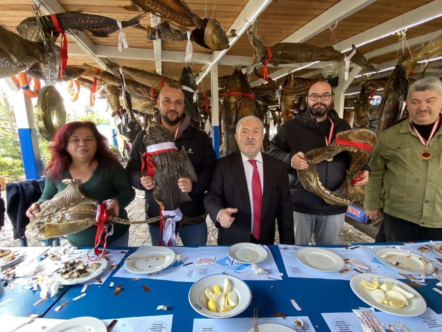 PALAMUTLARI YEDİLER ÖDÜLLERİ KAPTILAR