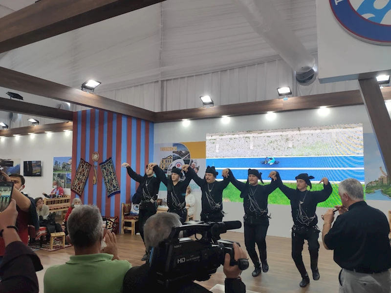 TRABZON İSTANBUL’A GELİYOR