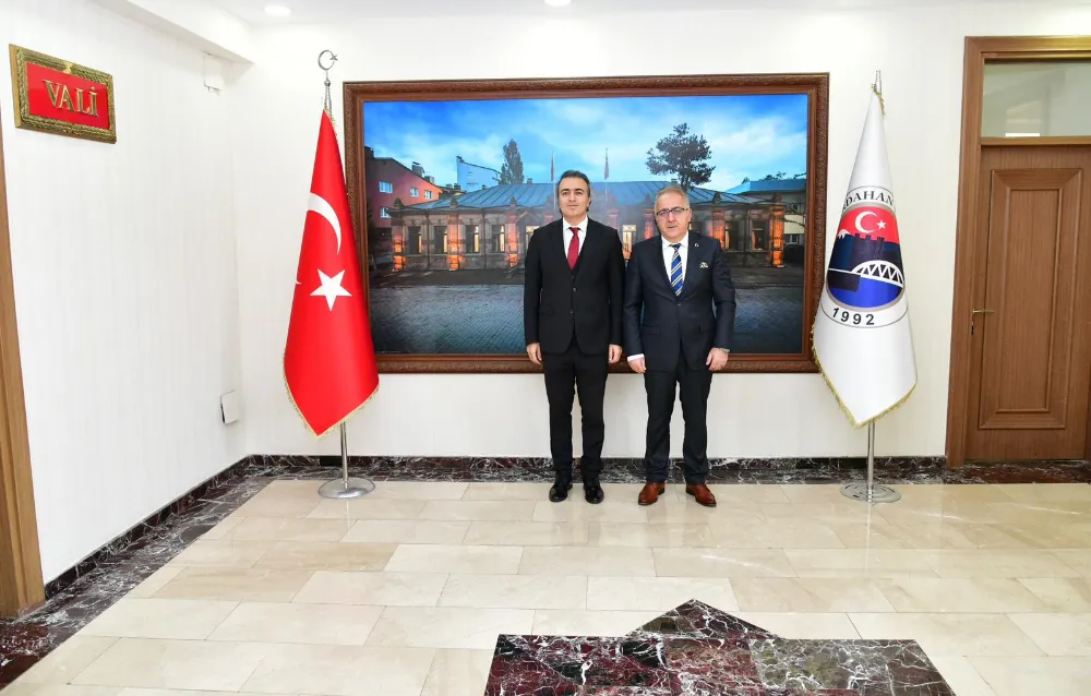 ÖZCAN ŞİMŞEK’TEN ARDAHAN VALİSİ HAYRETTİN ÇİÇEK’E ZİYARET