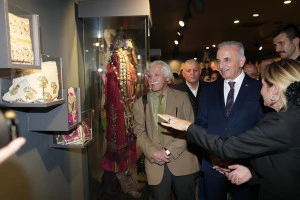 300 YILLIK NADİDE OSMANLI HALK KIYAFETLERİ ÜMRANİYE’DE SERGİLENDİ