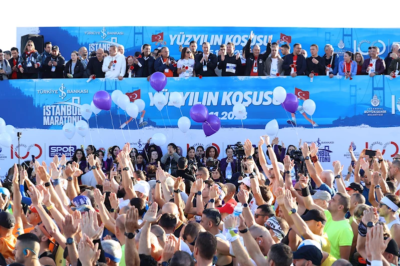 İMAMOĞLU, TÜRKİYE İŞ BANKASI 45. İSTANBUL MARATONU’NU BAŞLATTI