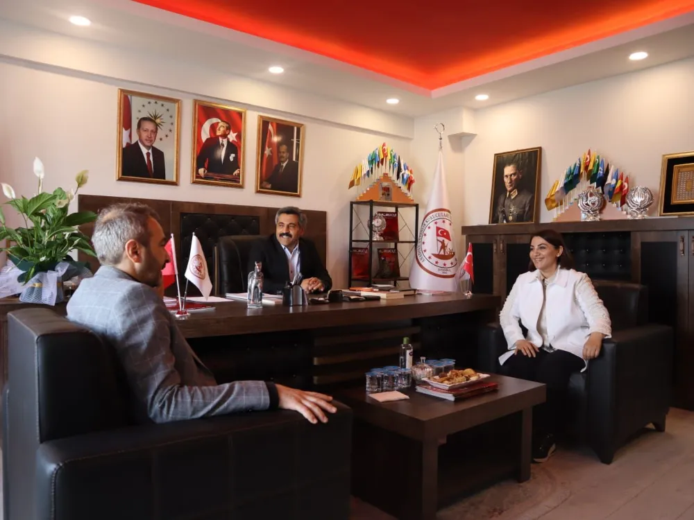 “KARABAĞ ŞEHİTLERİ DE, GAZZE ŞEHİTLERİ DE BİZİMDİR”