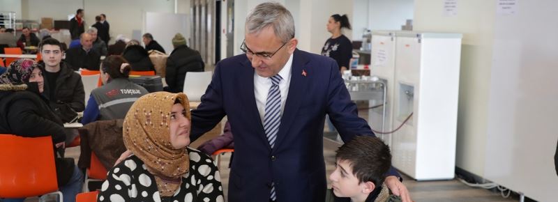 DEPREMZEDE VATANDAŞLARIMIZIN İHTİYAÇLARI KARŞILANACAK