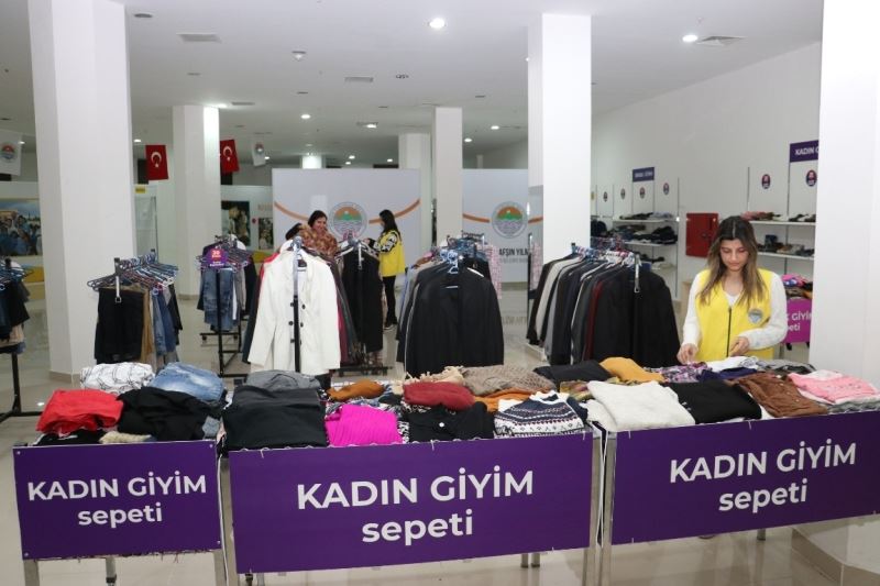 TOROSLAR BELEDİYESİ, HAYIR ÇARŞISI İLE AFET BÖLGESİNDEN GELEN DEPREMZEDELERİN YANINDA