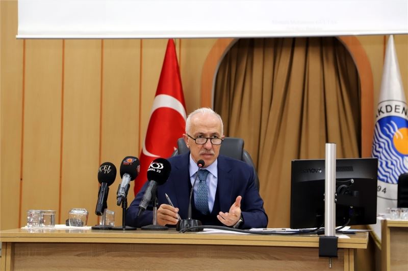 AKDENİZ BELEDİYE MECLİSİ ŞUBAT AYI İKİNCİ BİRLEŞİMİNİ YAPTI