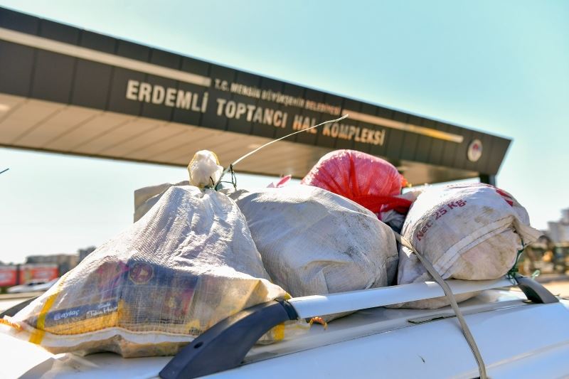 Büyükşehir’in Erdemli Hali Depremzedeleri Misafir Etmeye Başladı