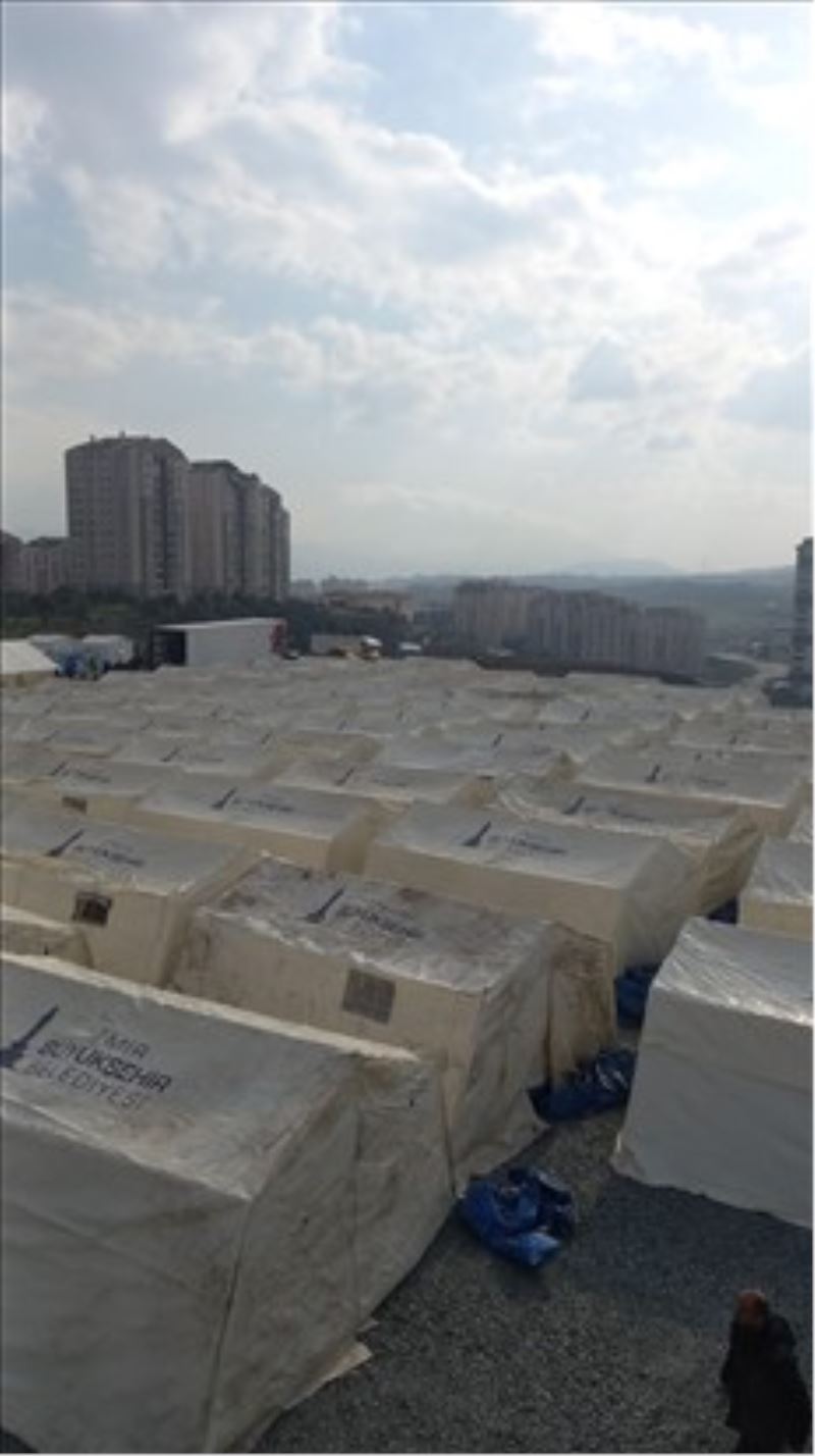 Çadırlar hızla kuruldu