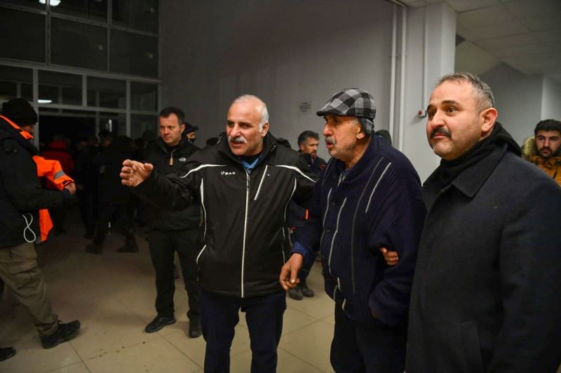 DEVLETİMİZ VE MİLLETİMİZ ÇOK BÜYÜK