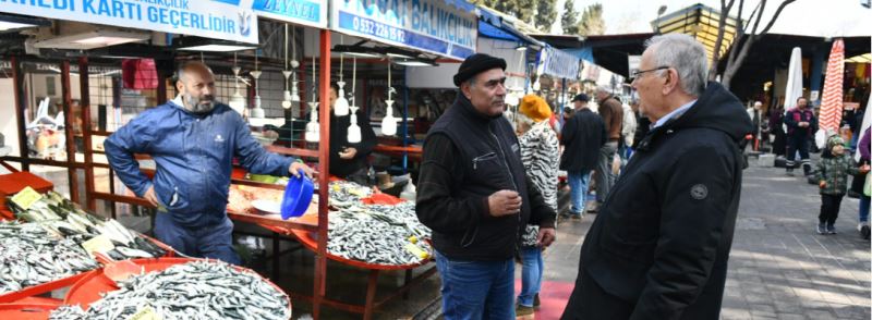 Başkan Gökhan Cuma Pazarını Denetledi