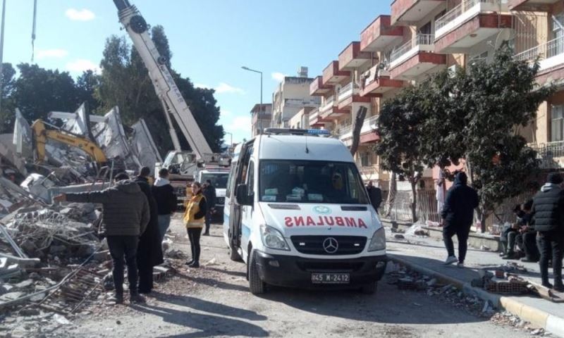 Tüm İmkânlarımızla Depremzedelerin Yanındayız