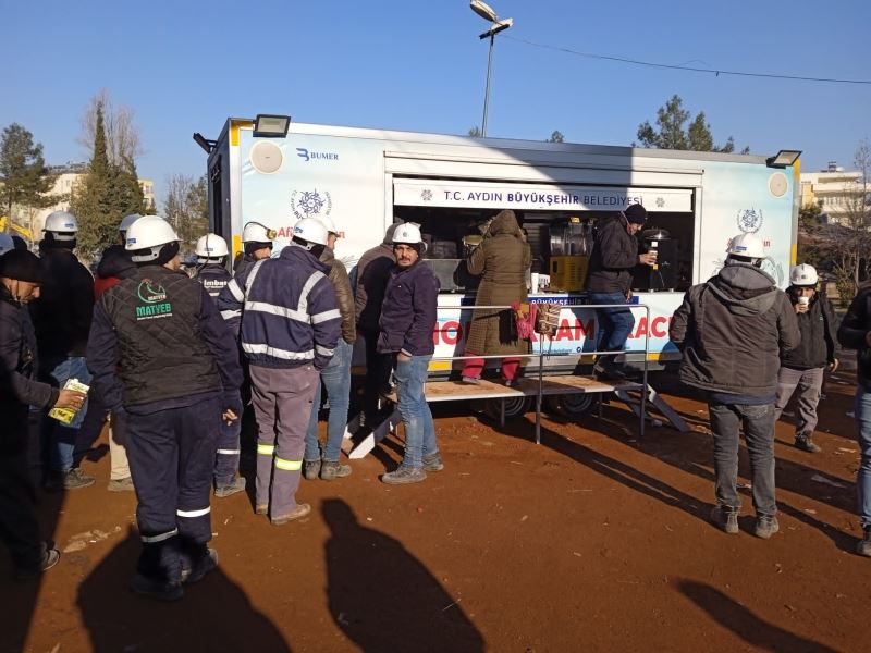 AYDIN BÜYÜKŞEHİR BELEDİYESİ’NE AİT MOBİL AŞEVİ ADIYAMAN’DA
