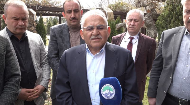 Hacı İzzet Bayraktar’a Rahmet Diliyoruz”