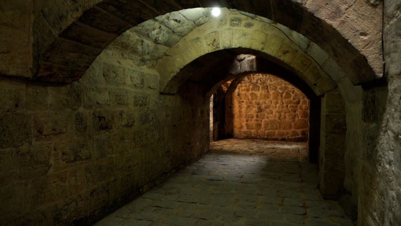 BİLİM KURULU, BÜYÜKŞEHİR’İN RESTORASYONUNU ÜSTLENDİĞİ TARİHİ YAPILARI İNCELEDİ