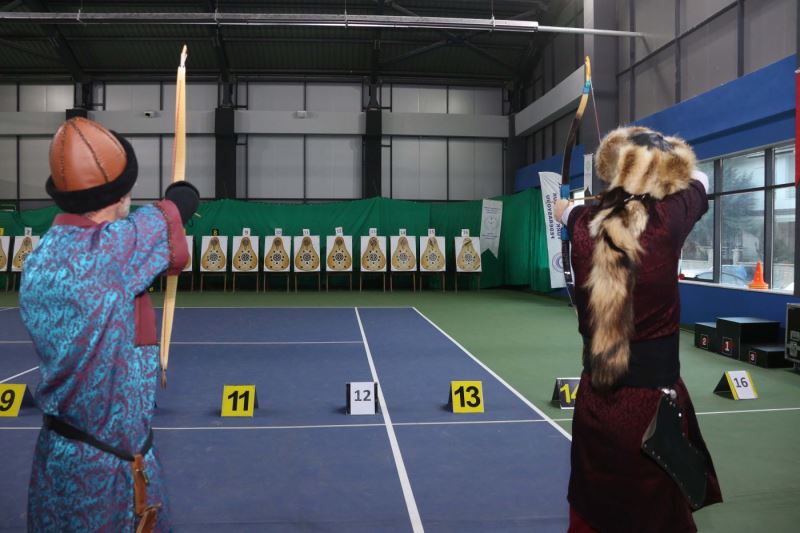 MERAM, TÜRK OKÇULUK SALON ŞAMPİYONASINA EV SAHİPLİĞİ YAPTI