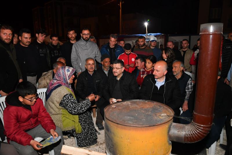 Başkan Genç üçüncü kez deprem bölgesinde