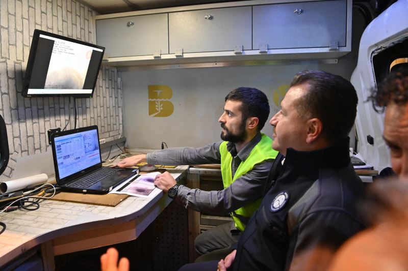 Yollar Kazılmadan Hatlar Onarılıyor