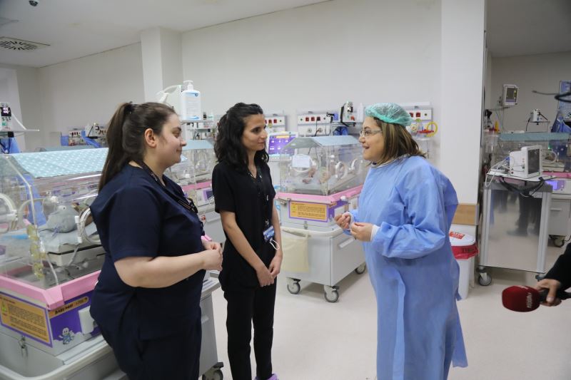 BAŞKAN FATMA ŞAHİN’DEN 14 MART TIP BAYRAMINDA FEDAKAR HEMŞİRELERE ZİYARET!