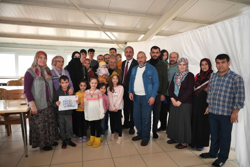 Büyükkılıç: “Siz Bizim Canımız, Ciğerimiz, Dua Kaynağımızsınız”