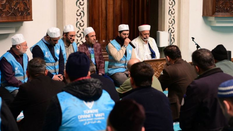 Depremde Hayatını Kaybedenler İçin Mevlit Okundu