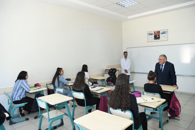 Büyükşehir KAYMEK ile Büyük Maraton YKS’ye Güçlü Hazırlık