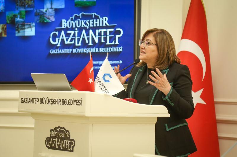 BAŞKAN ŞAHİN, GAZİANTEP KENT KONSEYİ 7’NCİ OLAĞAN GENEL KURUL TOPLANTISINDA KONUŞTU