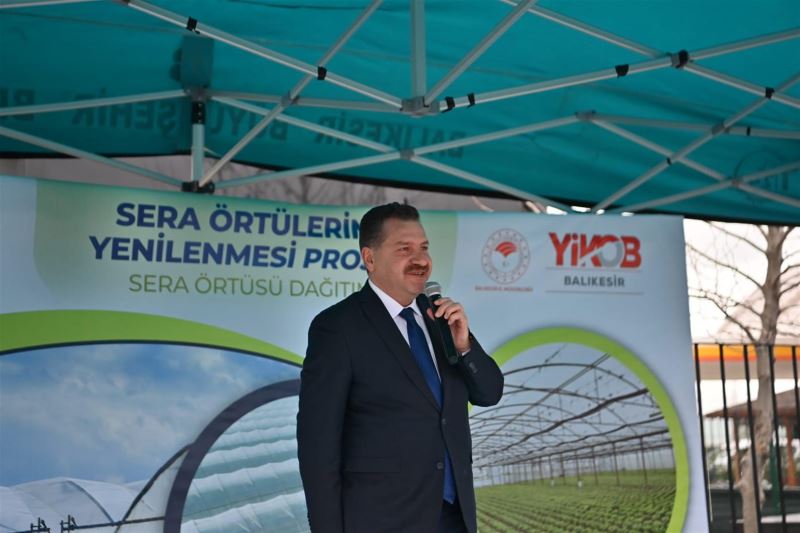 353 Üreticiye 5 Milyon Lira Değerinde Sera Örtüsü Dağıtıldı