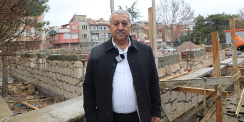 ZEYBEK BAŞKAN TÜRKİYE´NİN İLKİ GASTRONOMİ SOKAĞI ÇALIŞMALARINI İNCELEDİ