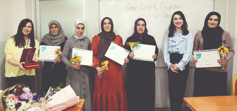ANNE DESTEK PROGRAMI SERTİFİKA TÖRENİ İLE SONA ERDİ