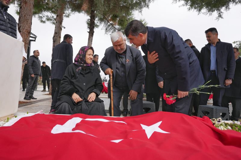 BAŞKAN FADILOĞLU’NDAN, ŞEHİTLİKLERE VE ŞEHİT AİLELERİNE ZİYARET