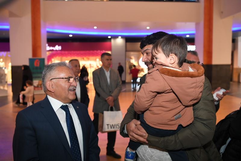 Doktor Başkana “Glütensiz Kafe” Teşekkürü