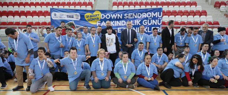 HEM YARIŞTILAR HEM EĞLENDİLER