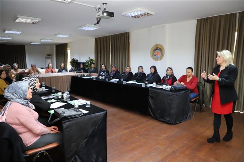 ALANYA BELEDİYESİ’NDEN BESLENME SEMİNERİ