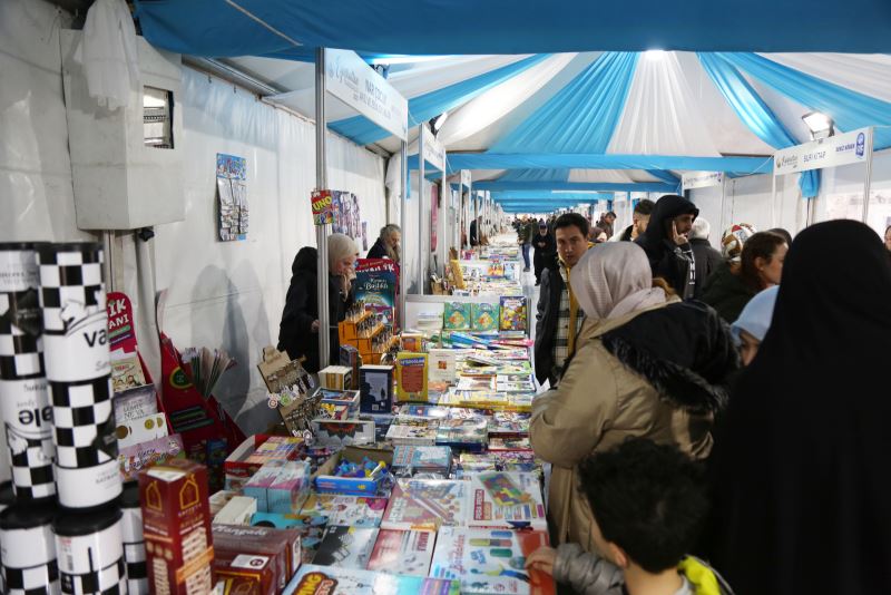 Kitap Fuarımız, her yaştan kitapseverin buluşma noktası halinde geldi