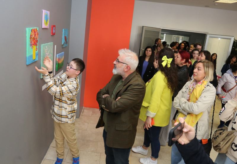 “SARP” SERGİSİ GÜZEL SANATLAR AKADEMİSİ’NDE KAPILARINI ARALADI