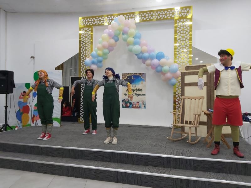 Şehir Tiyatrosu Oyuncuları Bu Kez Yetim Ve Öksüz Çocuklar İçin Oyunlarını Sahneledi