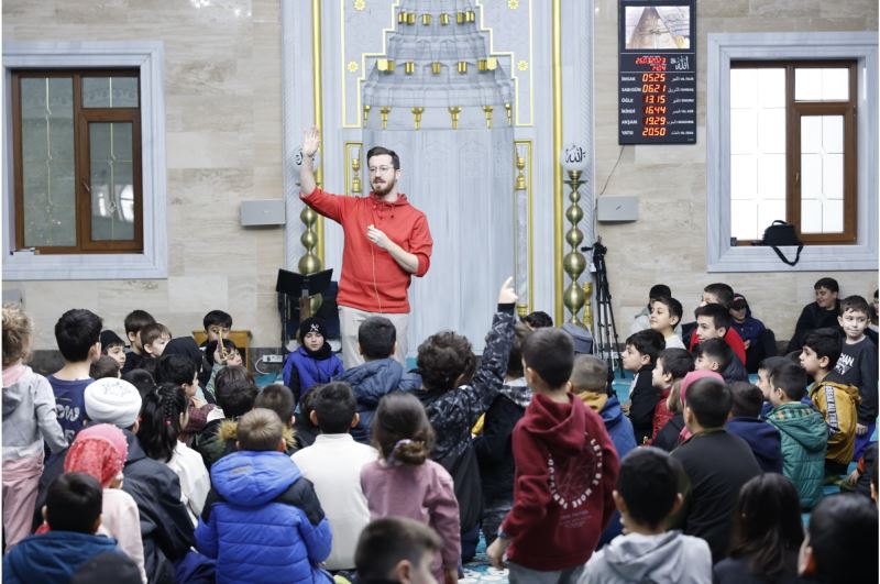 Sultangazili Çocuklar Sertaç Abi ile Cami Buluşmalarında