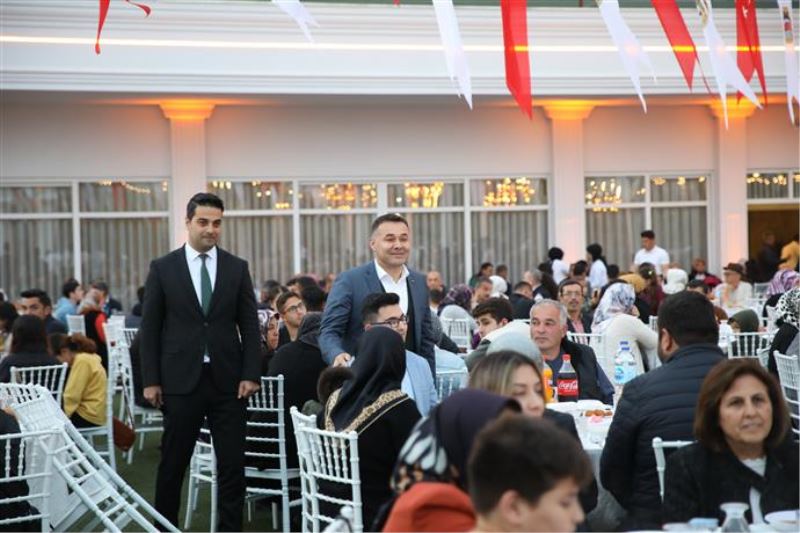 BAŞKAN YÜCEL ALANYA BELEDİYE PERSONELİ İLE İFTARDA BULUŞTU