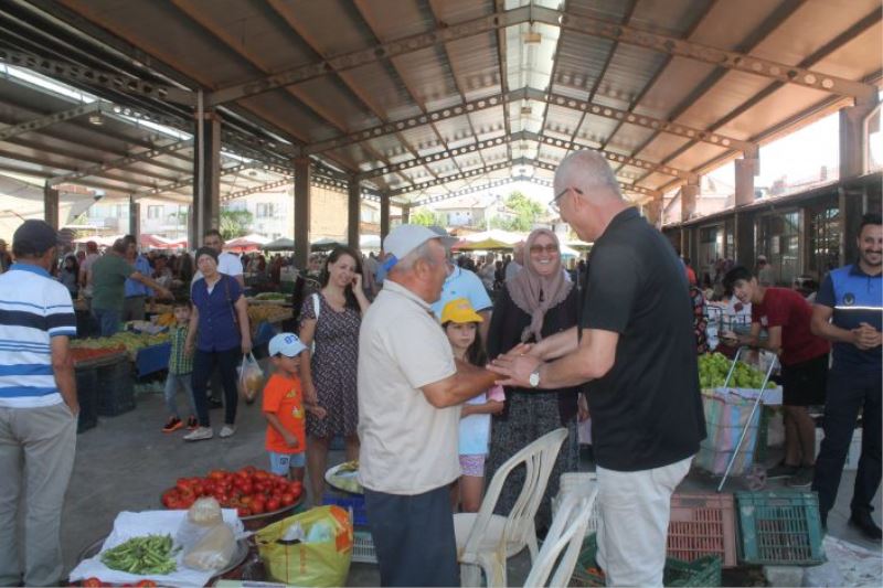 Başkanımız Ayhan GÖNÜLLÜ Bugün İlçemiz Pazar Yerinde Esnaflarımızı Ziyaret Etti