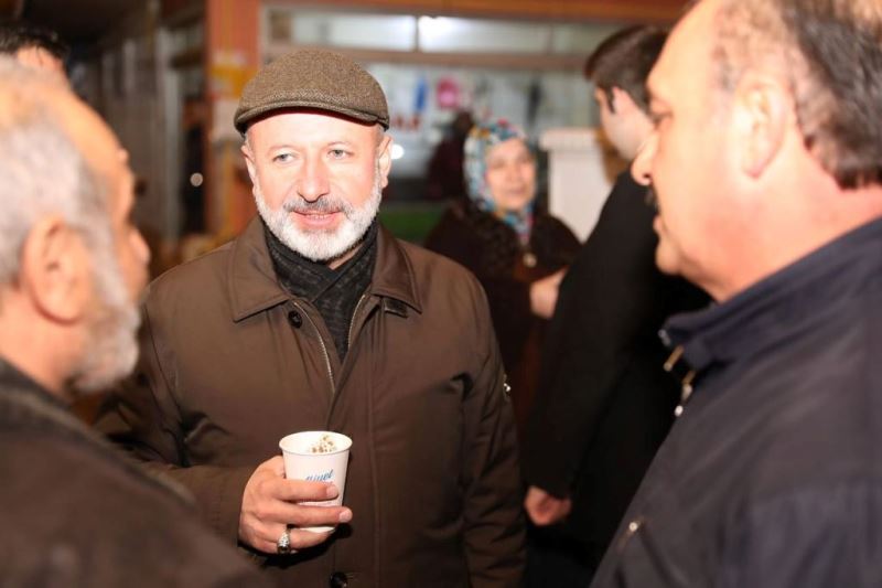 KOCASİNAN BELEDİYESİ, İFTAR YEMEĞİNİ EVLERE ULAŞTIRDI