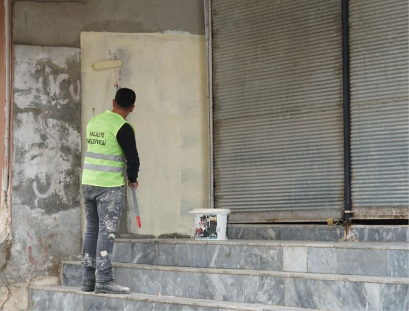 HALİLİYE BELEDİYESİ SELİN İZLERİNİ SİLİYOR