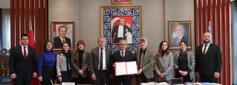 ŞEHRİMİZİN GELECEĞİ İÇİN İKİ ÖNEMLİ İMZA